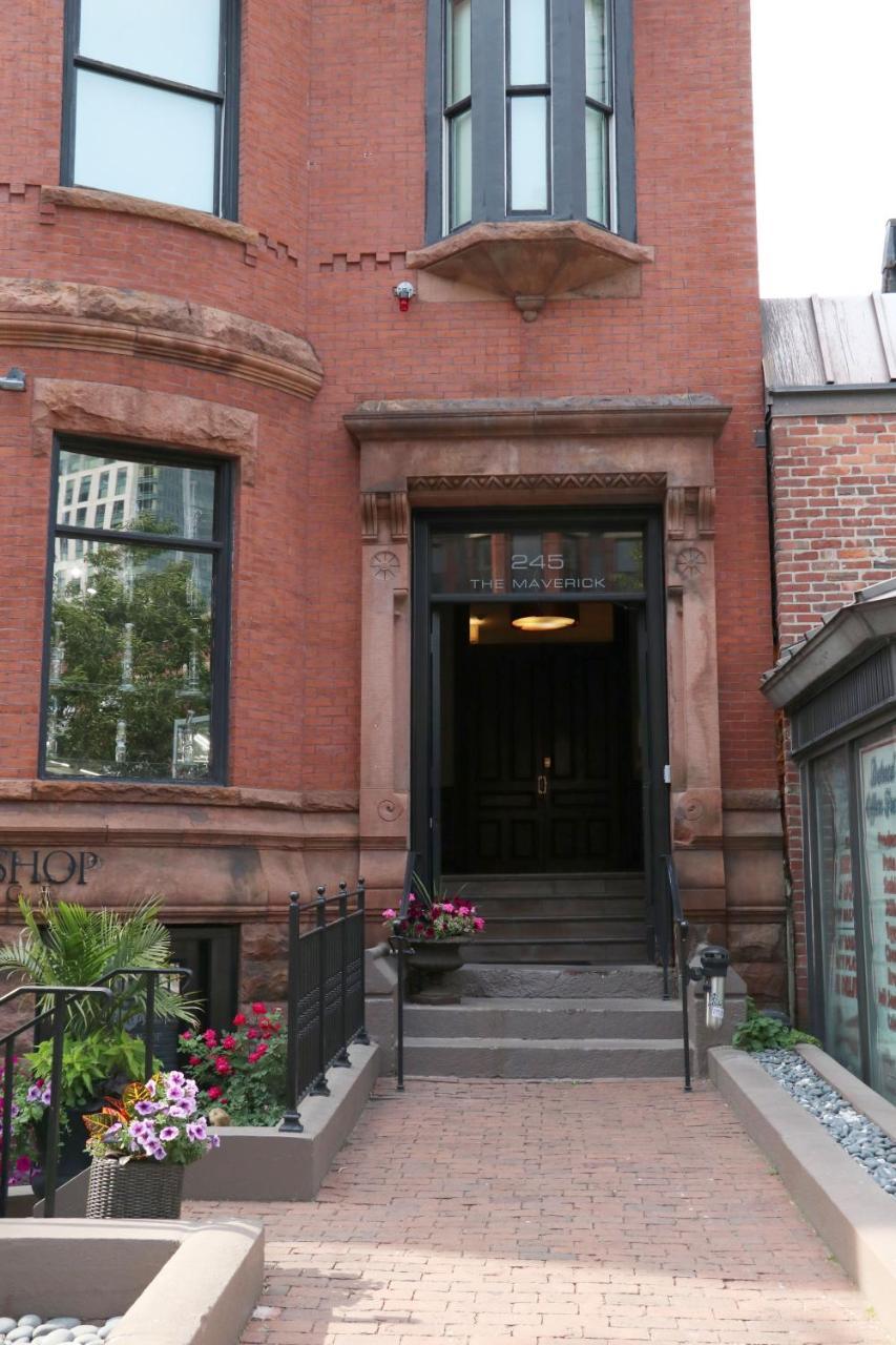 Stylish Newbury Street Studio, #4 Бостън Екстериор снимка
