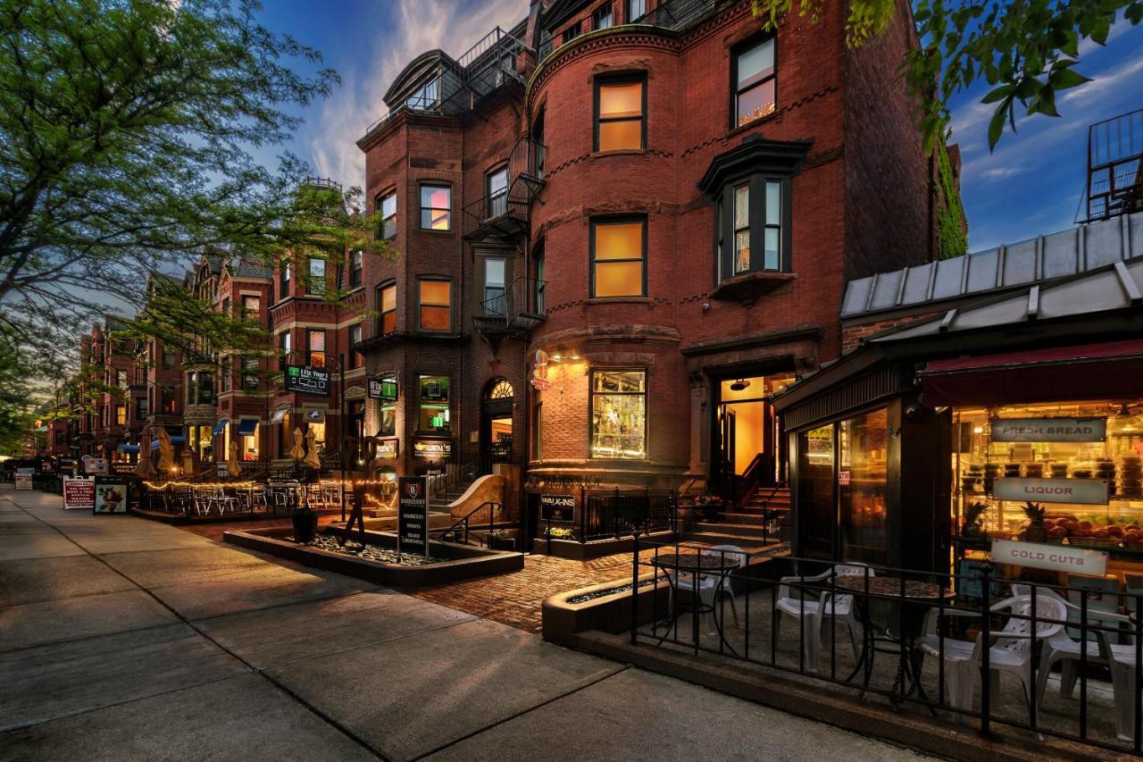 Stylish Newbury Street Studio, #4 Бостън Екстериор снимка