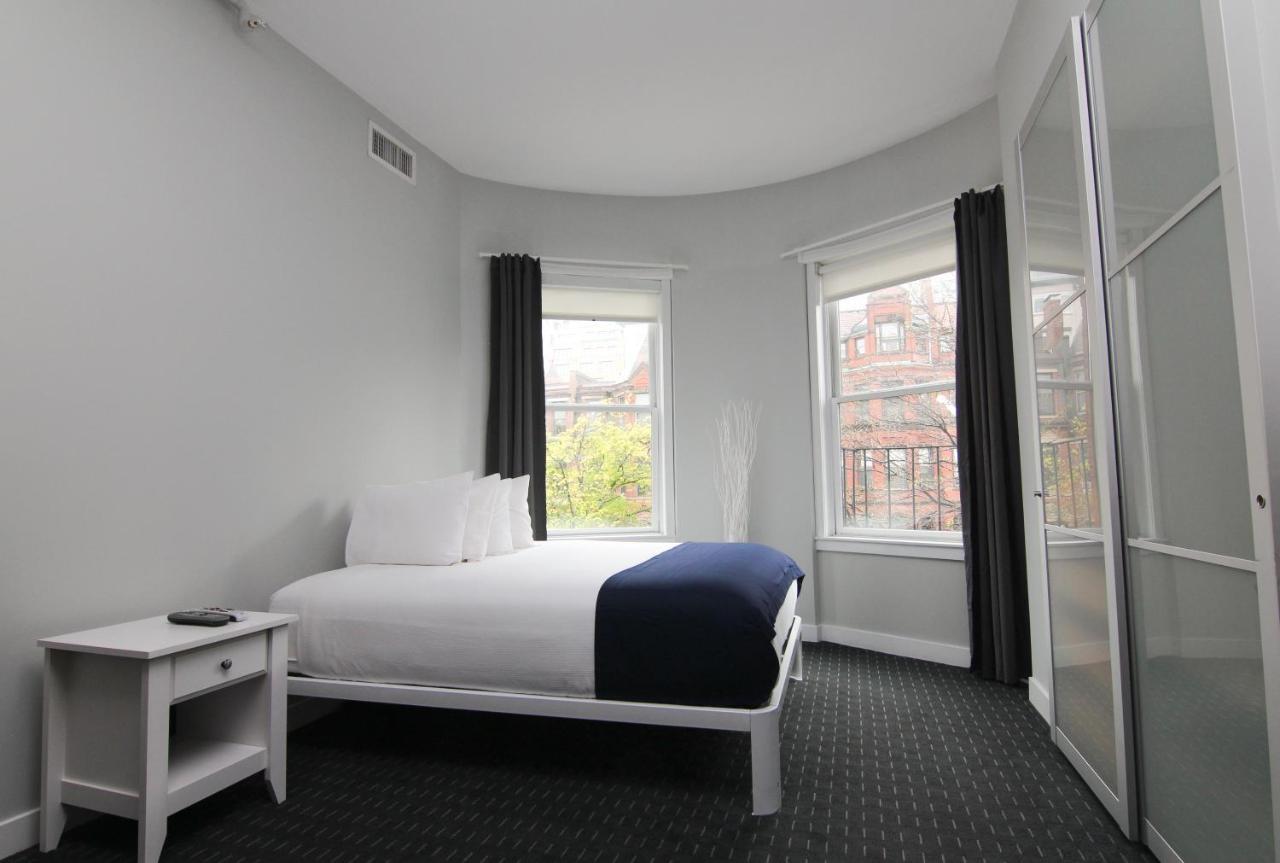 Stylish Newbury Street Studio, #4 Бостън Екстериор снимка