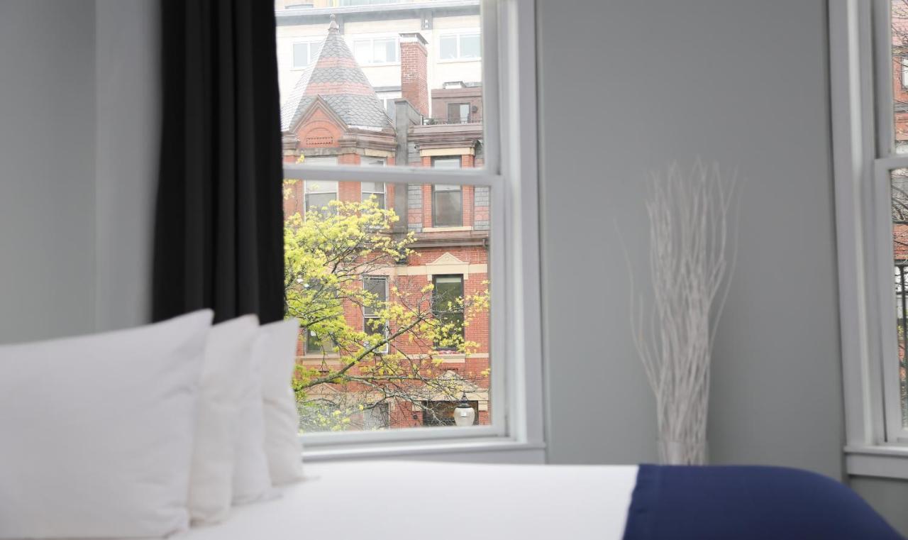 Stylish Newbury Street Studio, #4 Бостън Екстериор снимка